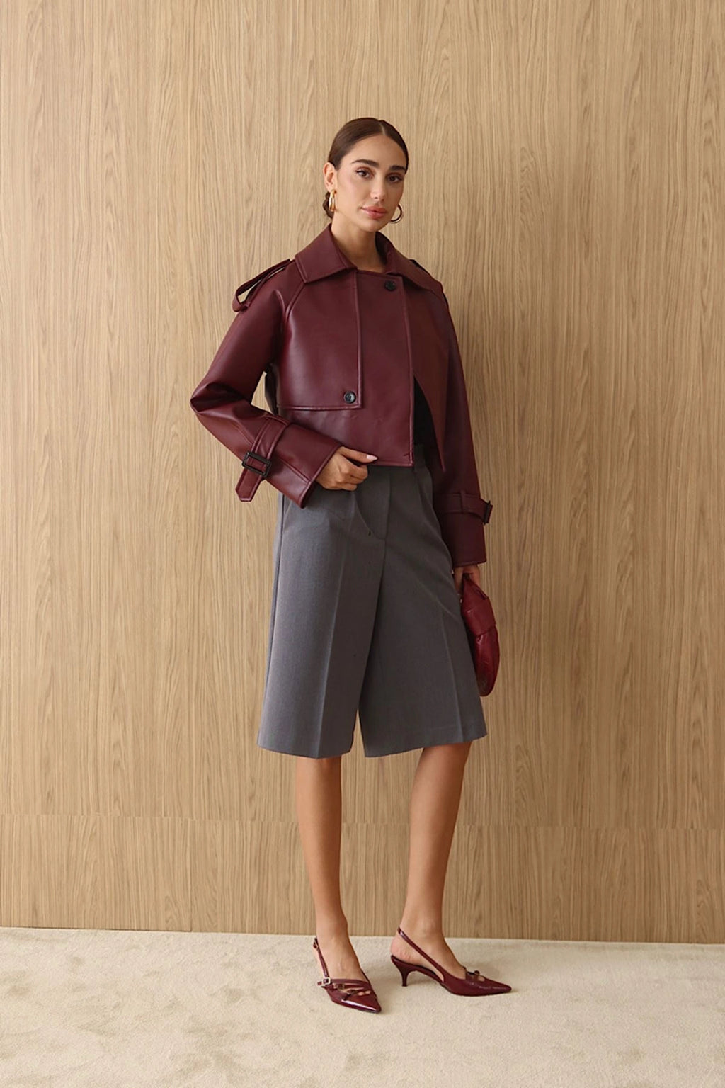 Premium Dik Yaka Kemer Tokalı Oversize Crop Suni Deri Kadın Ceket Bordo